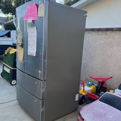 Lg Thin Q Refrigerator 