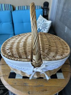 Picnic basket