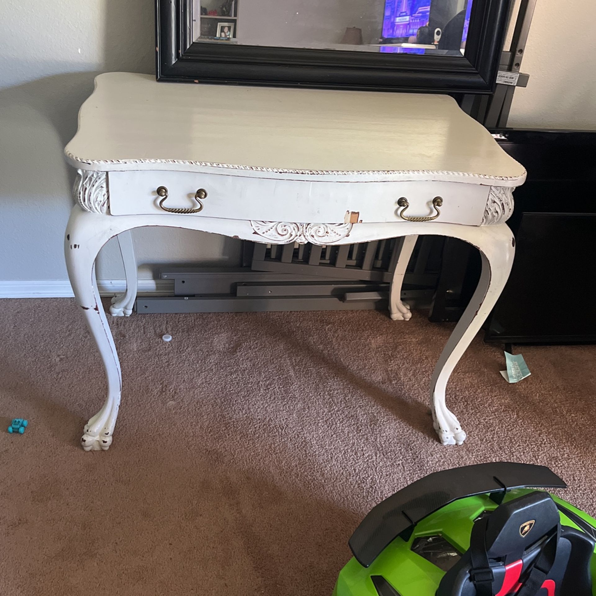 Desk/farm Style