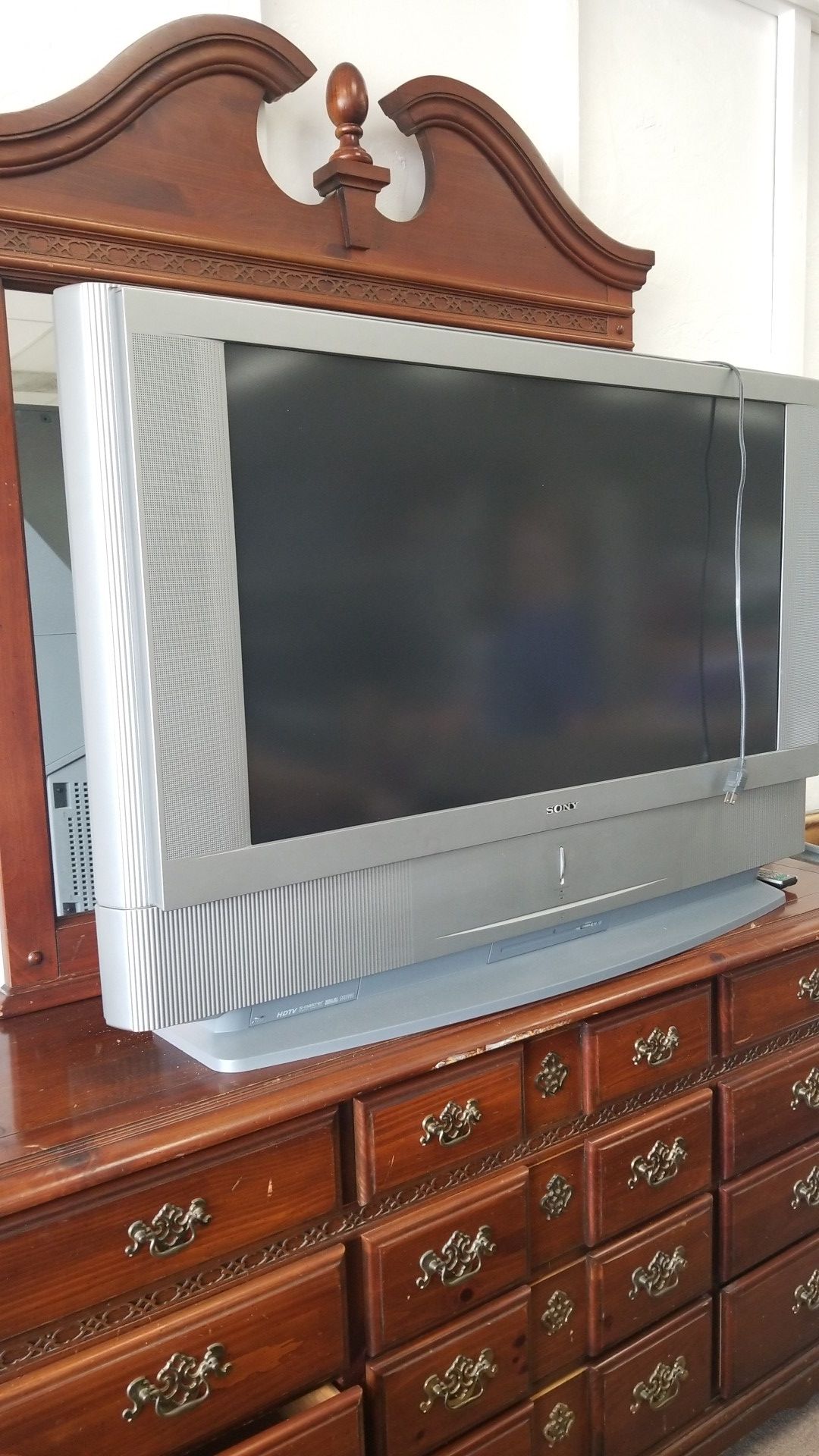 TV