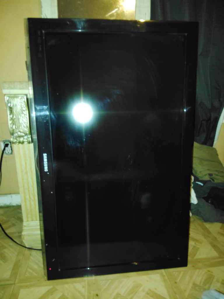 Samsung 40 Inch LCD TV
