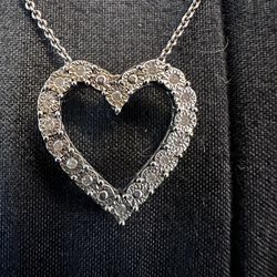 NEW: Bridge Diamond Heart Pendant Necklace (1/10 CTW)