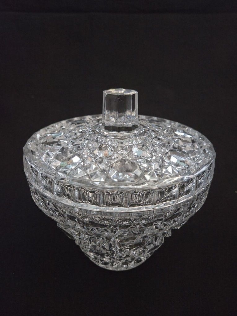 Vtg Indiana Glass Candy Dish Button Pattern 7"x6.75"