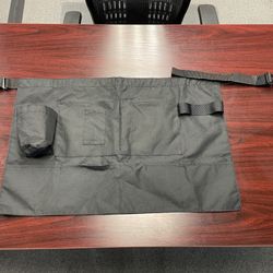 Apron With Many Pockets & Straps