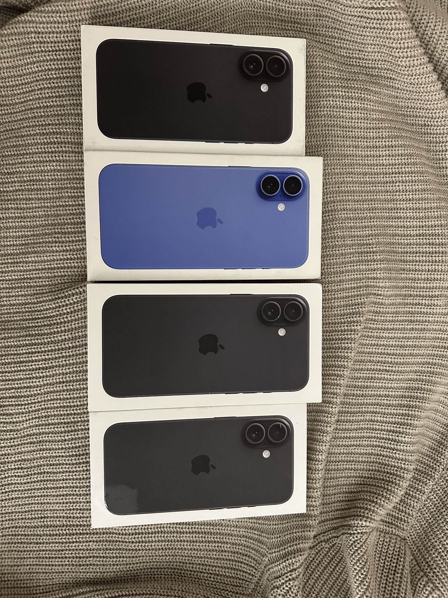Apple iPhone 16 Plus Or iPhone 16 Regular Unlocked New I Can Meet You Today
