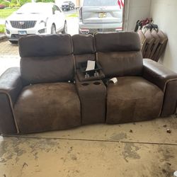 Pulaski Dual Powered Love Seat With Charging 