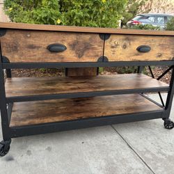 Rustic Entry Table Buffet Furniture Great Condition 