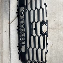 TRD Pro Grille 