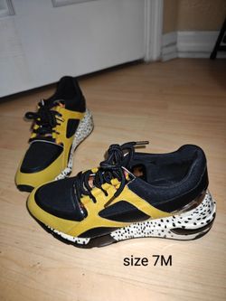 Black and Yellow Steve Madden Sneakers Size 7M