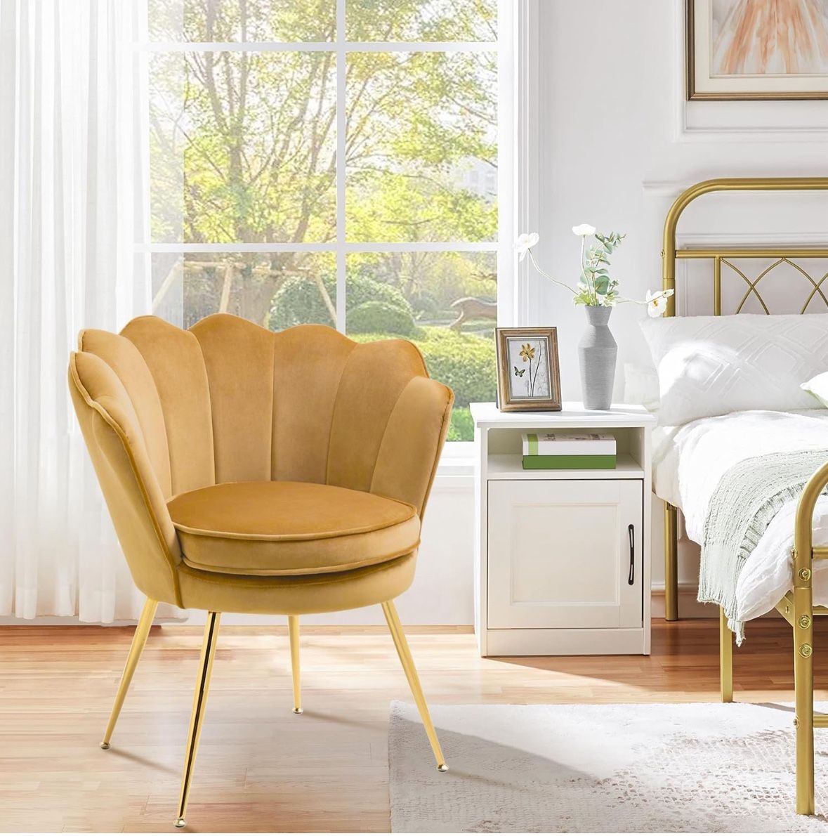 Accent Chairs for Living Room, Velvet Upholstered Makeup Room Vanity Chair with Back, Golden Metal Legs Small Accent Side Chair for Bedroom,