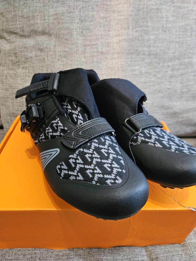 Cycling Shoes 7m 9w