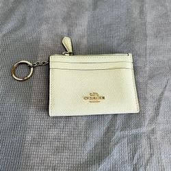 Coach Zipper Coin Pouch 