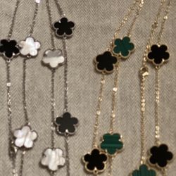 Van Cleef And Arpel Alahambra Sets