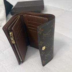 LV And Gucci Wallet $250 Each