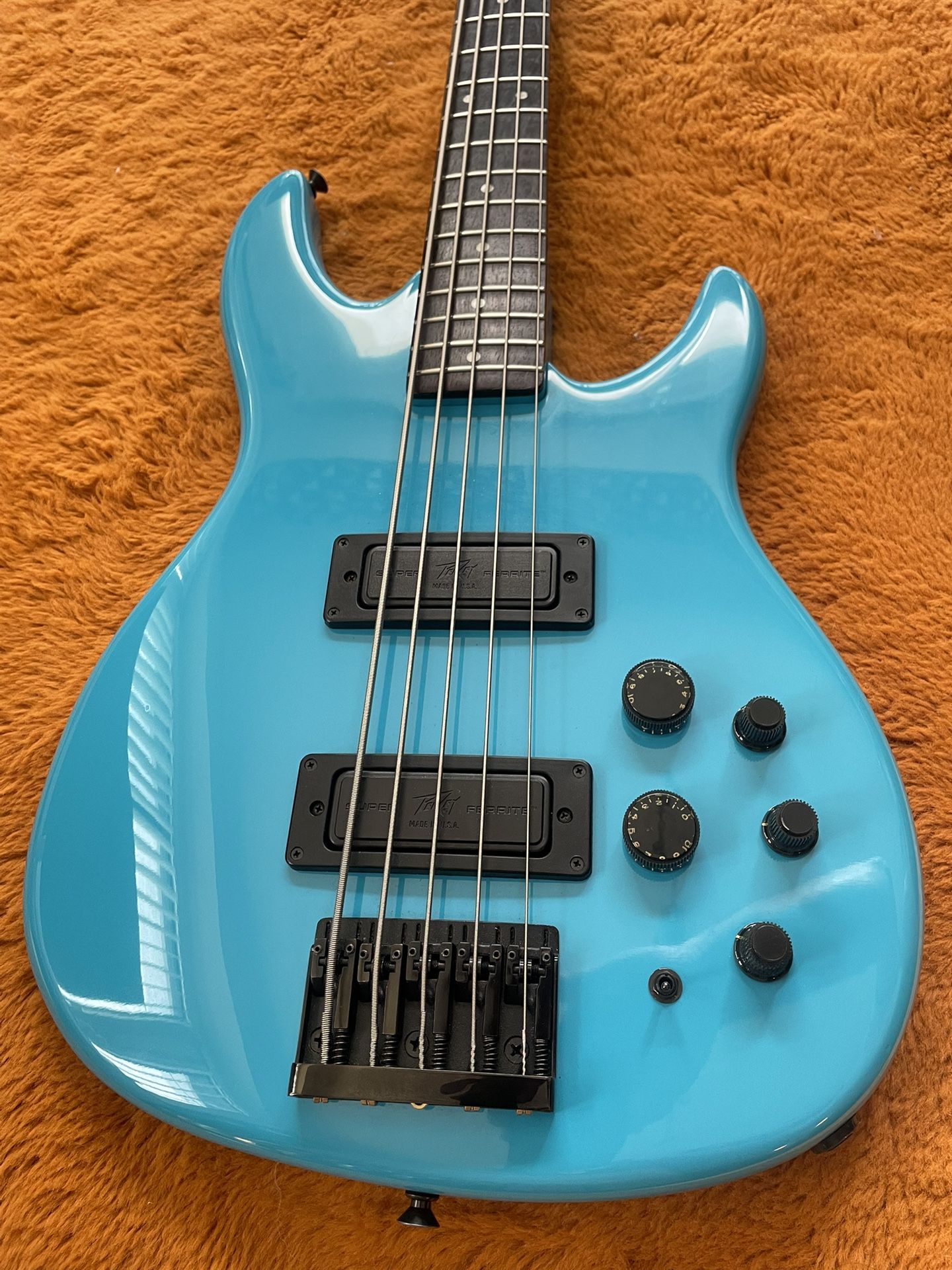 Peavey Dyna 5 string Bass Vintage 1987 Rare Cyan Blue USA