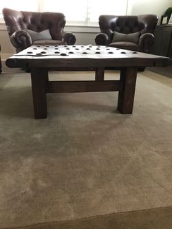 Like New Msrp 599 Pottery Barn Hastings Reclaimed Barn Wood Door Coffee Table In Pristine Condition For Sale In Camas Wa Offerup