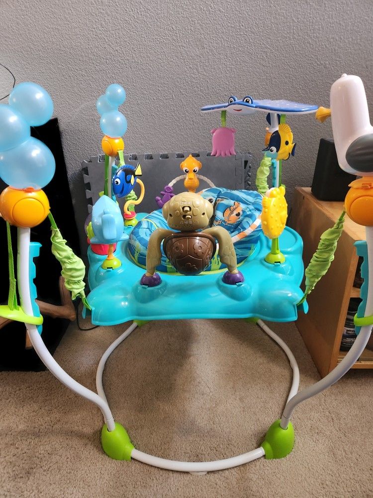 Finding Nemo Baby Bouncer