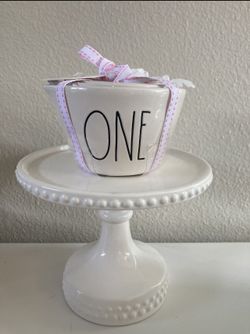 Rae Dunn White with Pink Inside Measuring Cups.