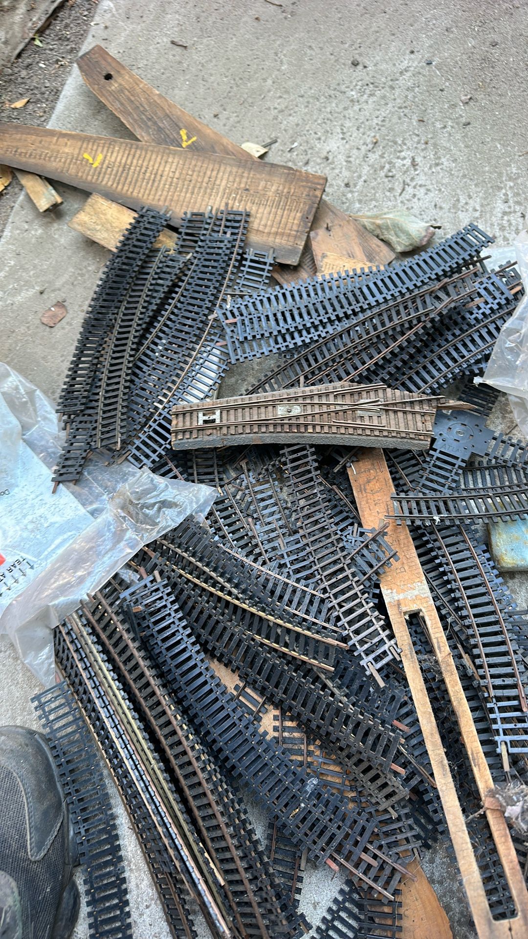 Toy Railroad Tracks