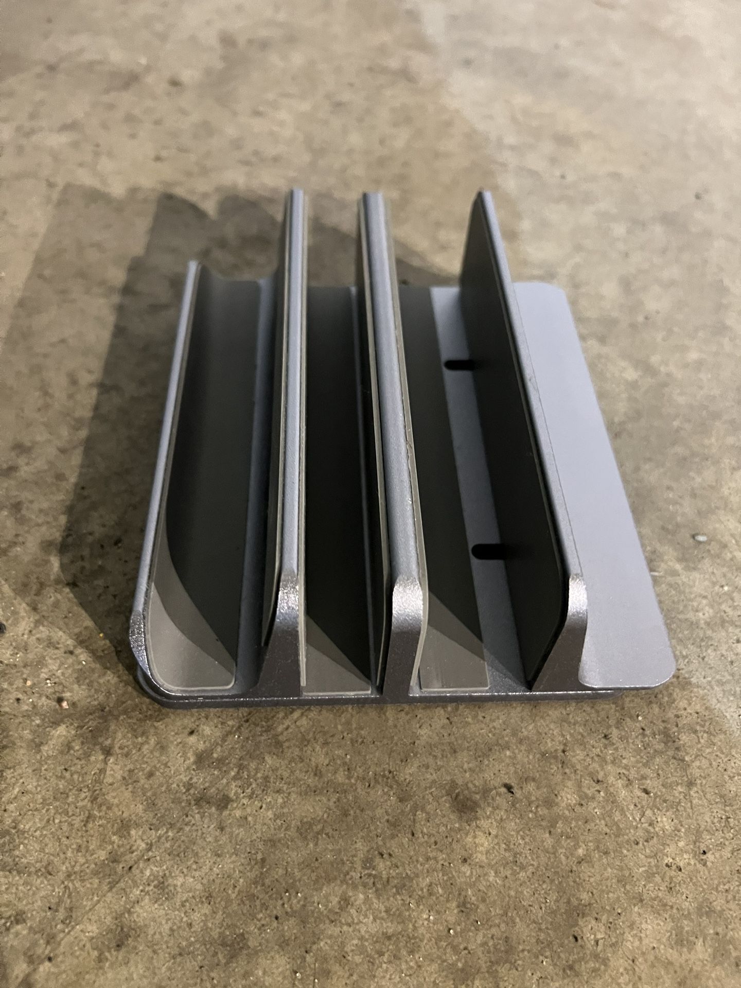 Adjustable Laptop, MacBook Holder