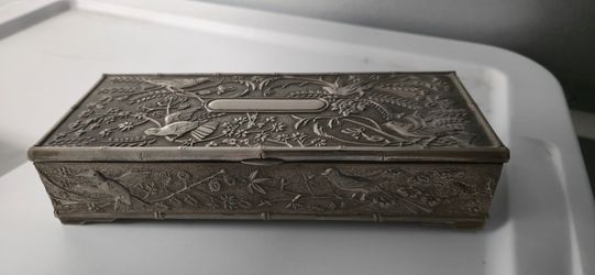 Silver jewelry box