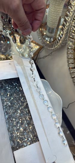 Original crystal for Christmas tree decoration  30 lines  1 line 16 pieces  Total 480 crystal almost  make 18 feet  Adjustable you can make shorter or