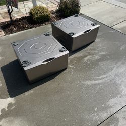 Pair Of Washer/Dryer Pedestal 