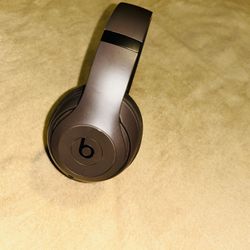 Beats Studio Pro Wireless Headphones 
