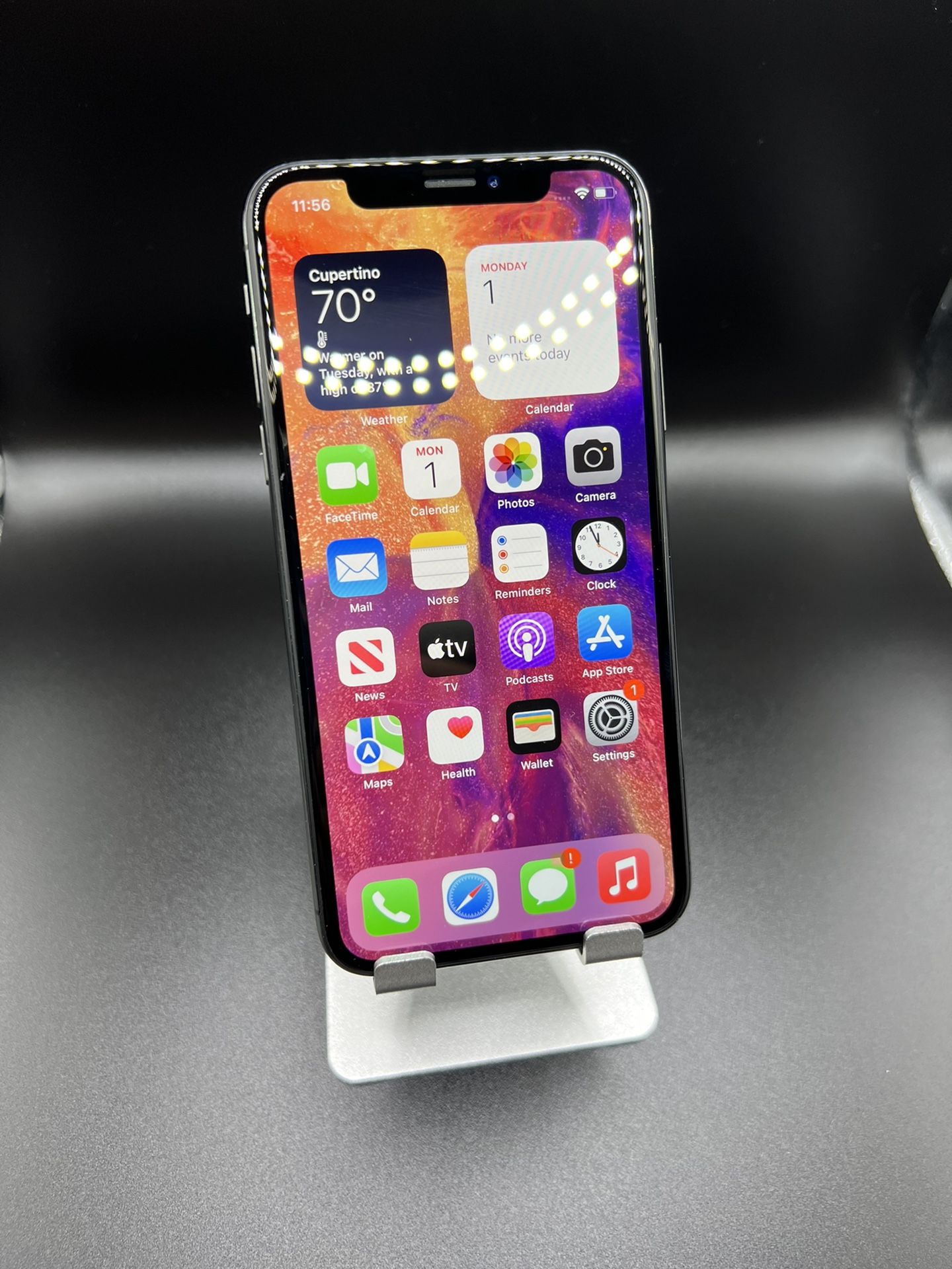 Iphone X 64GB ANY CARRIER JET GREY