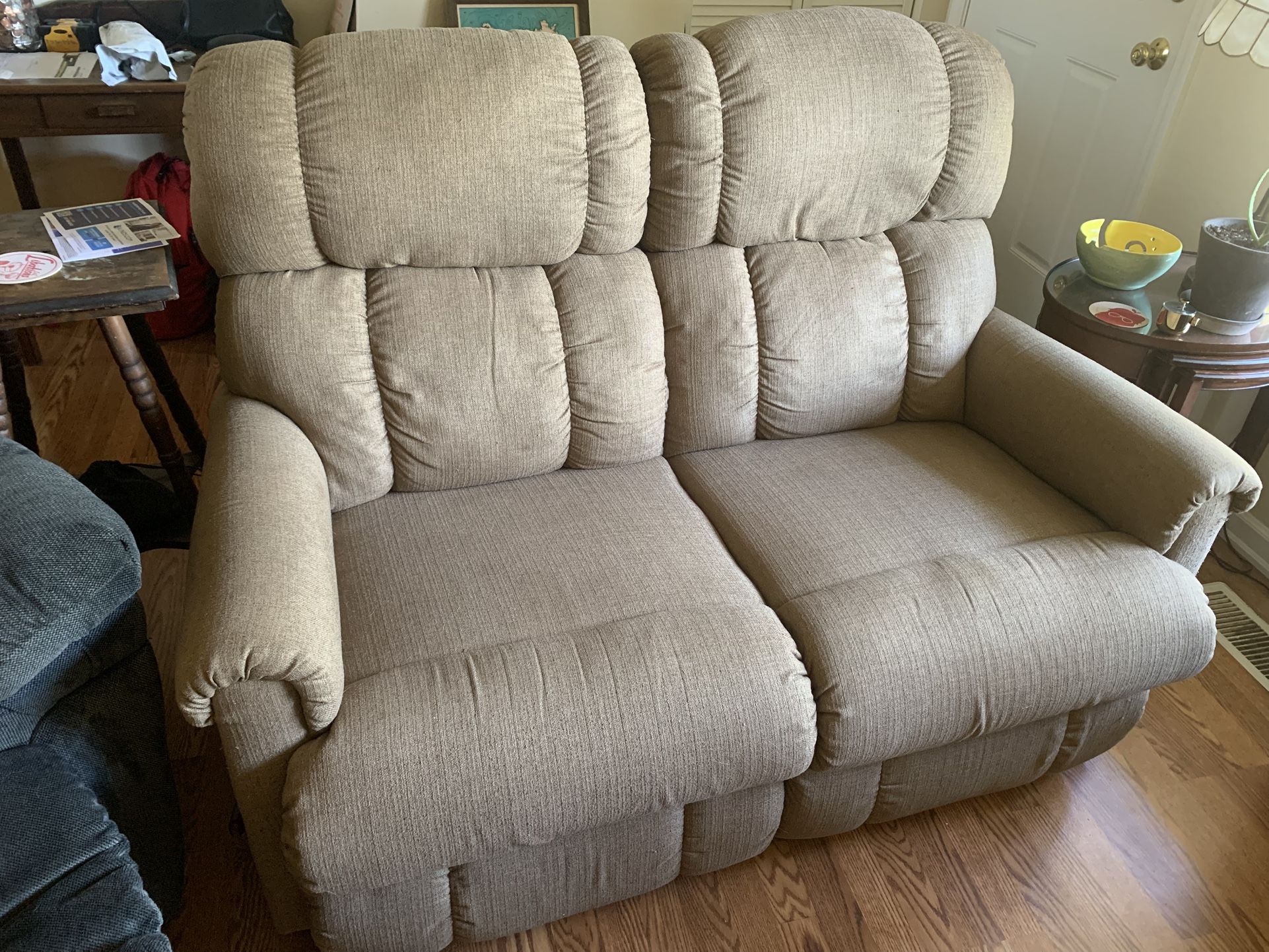Double Recliner
