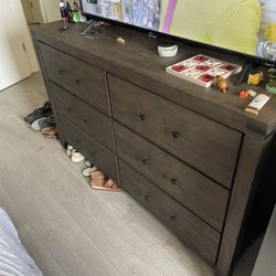 6 Drawer Dresser