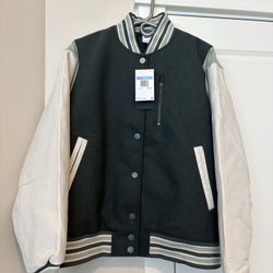 Nike Women’s Sportswear Classic Oversized Destroyer Jacket