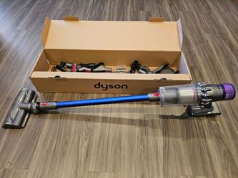 Dyson Cordless Vacuum - V11