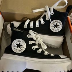 Converse All Star Shoes  Size 11