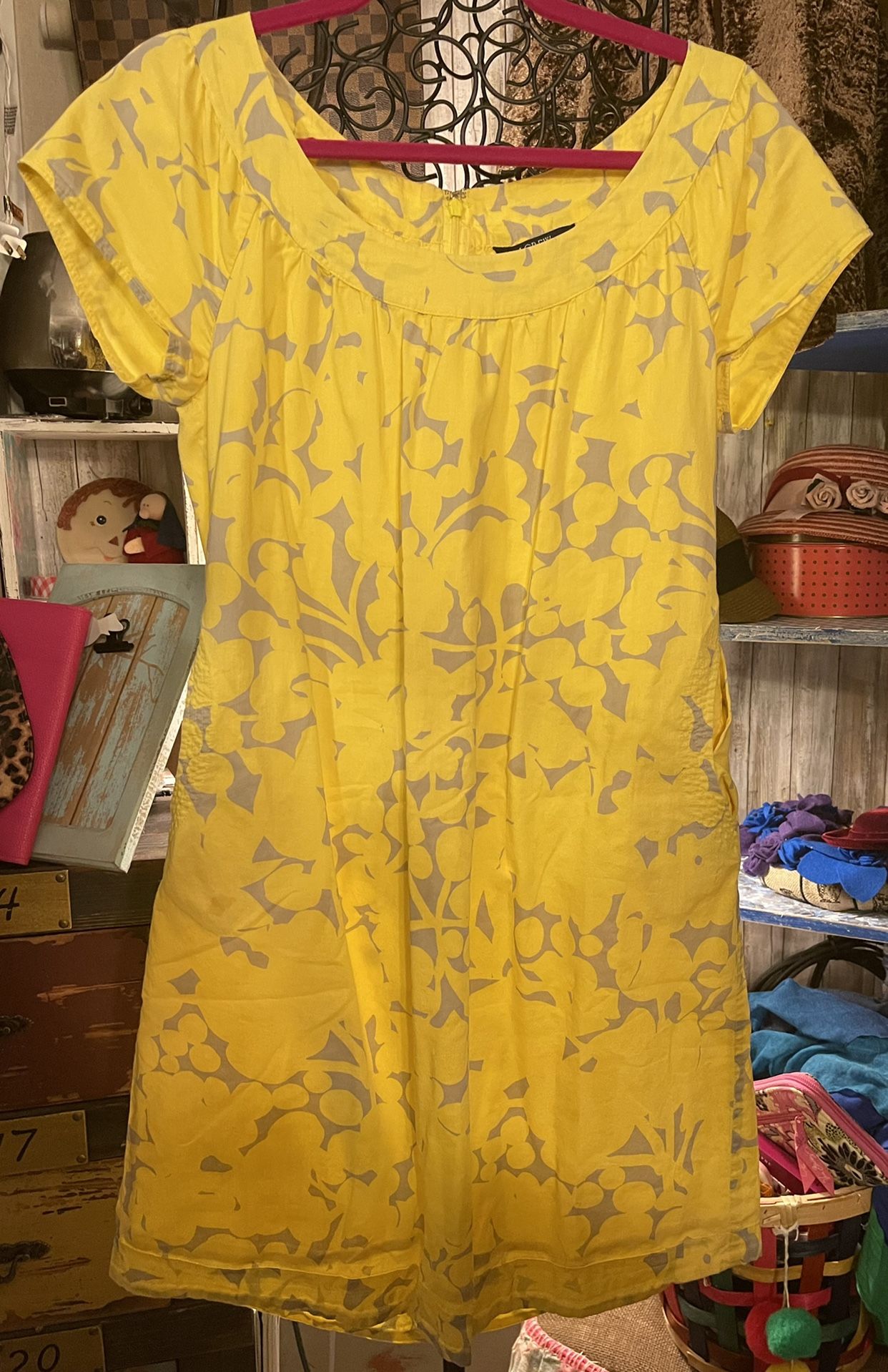 J. Crew Yellow and Gray Dress Size4 Like New Smoke Free