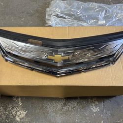 OEM 2016 - 2019 Chevrolet Volt Front Bumper Upper Grille Chrome w/Emblem