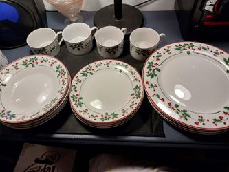Gibson Christmas Dinnerware