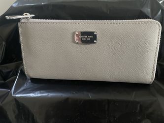 Michael Kors Jet Set Travel