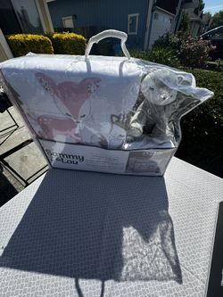 brand new 4 pieces crib set for only 40 dollars 