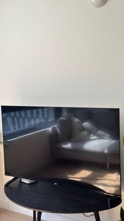 Roku Select Series 4K HDR TV 55”