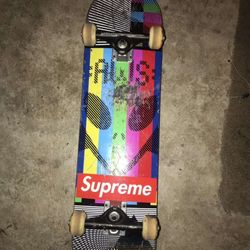 Supreme Skateboard 