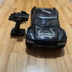 Short course 1/10 scale RC truck
