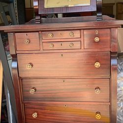 Antique dresser With Mirror 