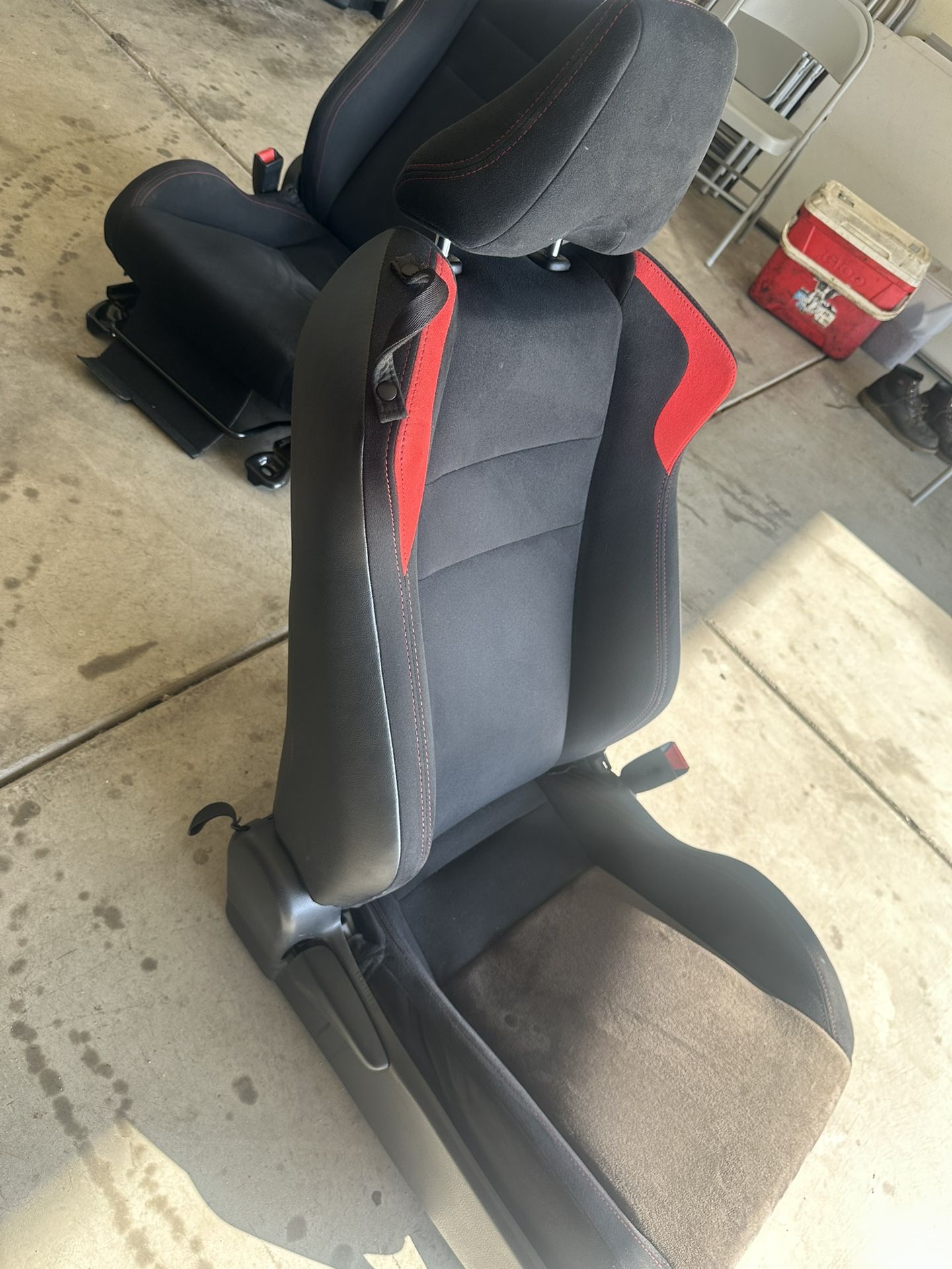 2012-2016 Subaru BRZ Cloth Front Seats
