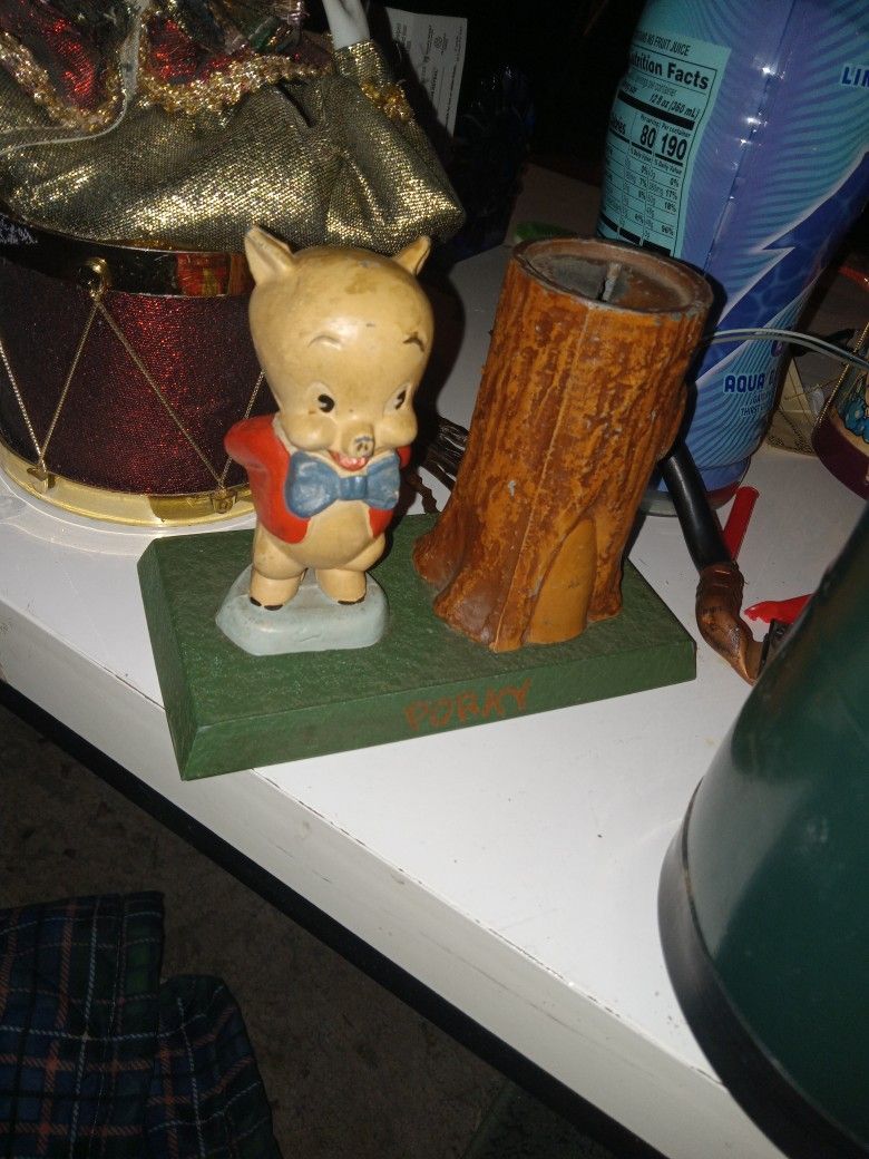 Warner Brothers Company Toy (Porky Bank)