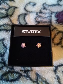 Pink start earrings