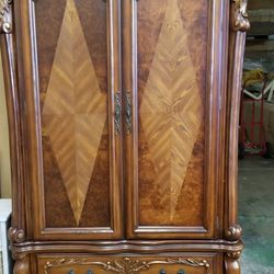 Highend TV Armoire with burl inlay