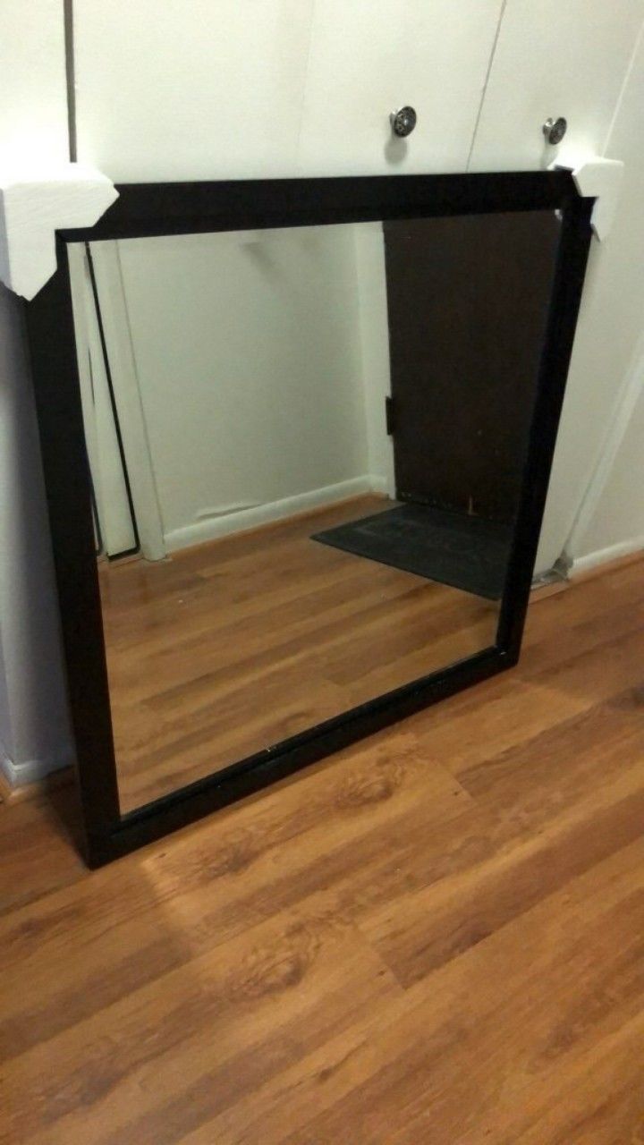 Square mirror
