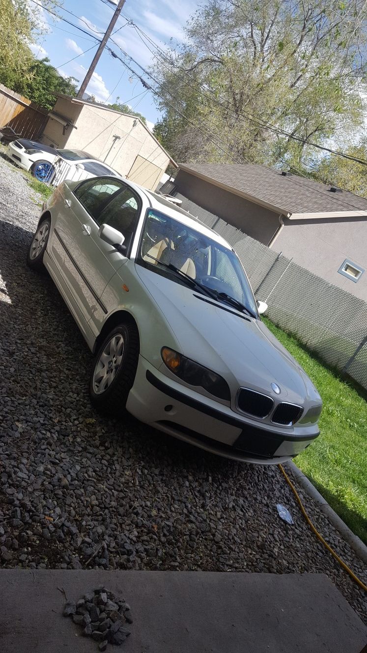 2004 BMW 325 xi