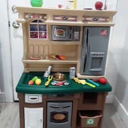 Step 2 Play Kitchen 